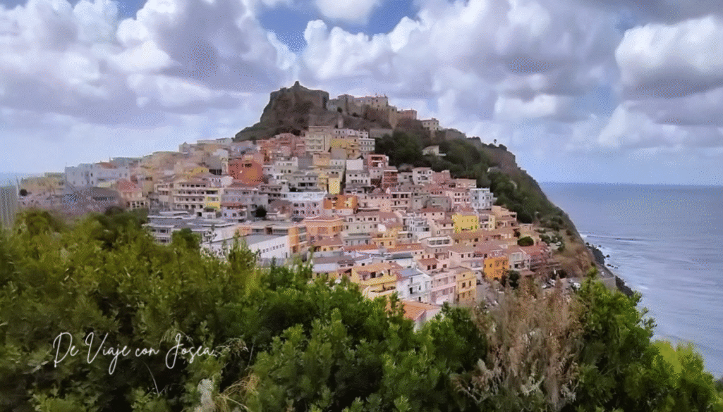 "Castelsardo durante nuestra ruta por Cerdeña en autocaravana en familia"